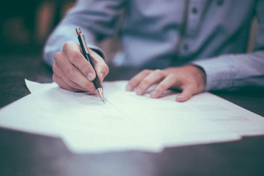 Die ISO27001 regelt die Informationssicherheit und deren Standards.
